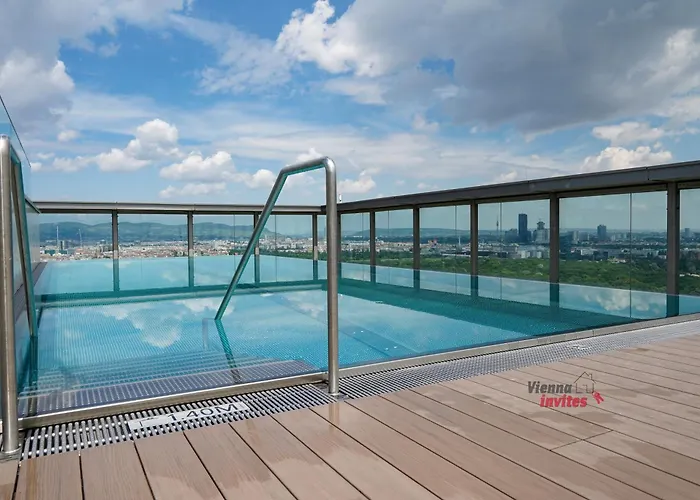 דירה Stylish With Balcony And Pool *